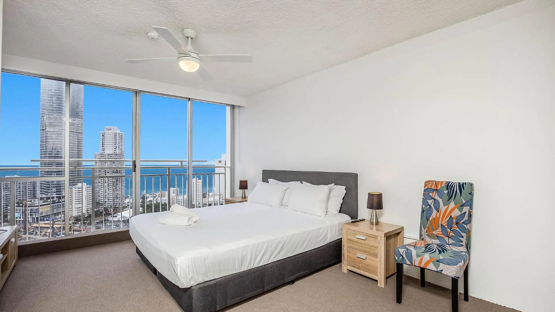 Aparthotel Condor Apartments By Gold Coast Premium